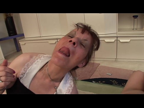 ❤️ Две баби и един дядо правят тройка ❤️ Ебане в bg.porn-tub-sexer.ru ️❤